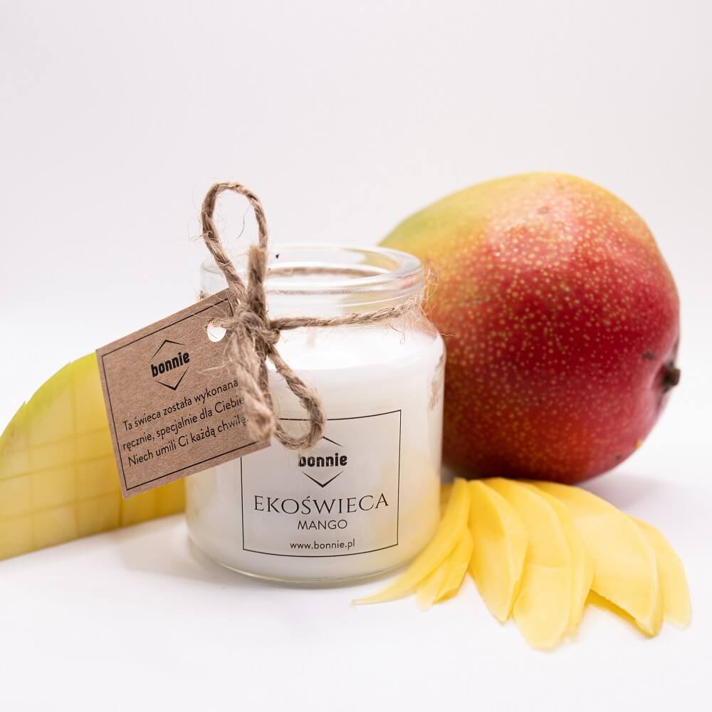 Sojowa świeca zapachowa marki Bonnie ze słoikiem premium i otwartym wieczkiem o zapachu mango